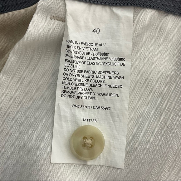 PGA TOUR Men’s 9” Flat Front Horizontal Textured Stretch Golf Short Khaki Sz 40. - Picture 3 of 13